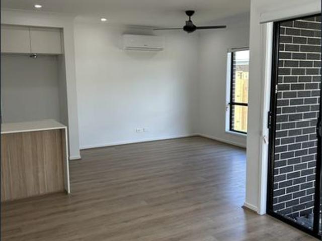 Modern Luxury Living in Sought after Community
