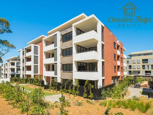 $930pw MODERN LUXURY QUIET LARGE LIVING/DINING TIMBER FLOORS WALK TRAIN SHOPS SCHOOL
