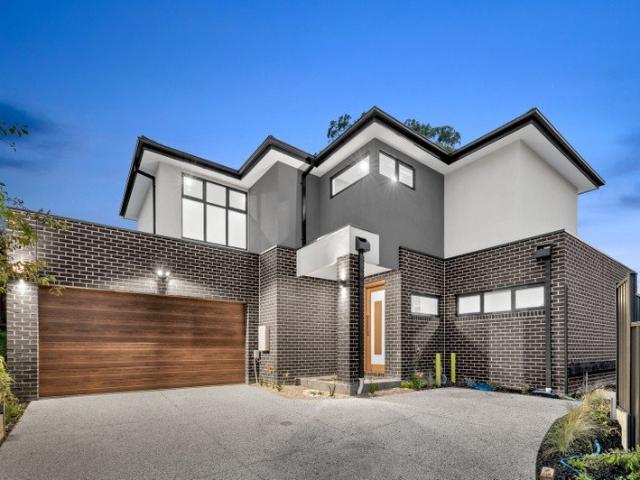 Modern Luxury, Substantial Space & Absolute Privacy in Central Bayswater