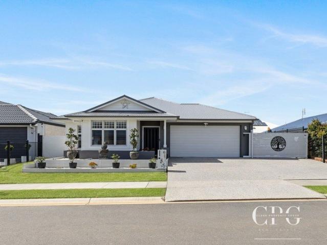 MODERN LUXURY, SERIOUS STORAGE & NEXT LEVEL LIFESTYLE IN RIVERPARKS ESTATE