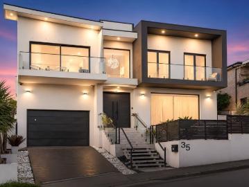 Double Brick Luxury & Timeless Elegance in Peakhurst