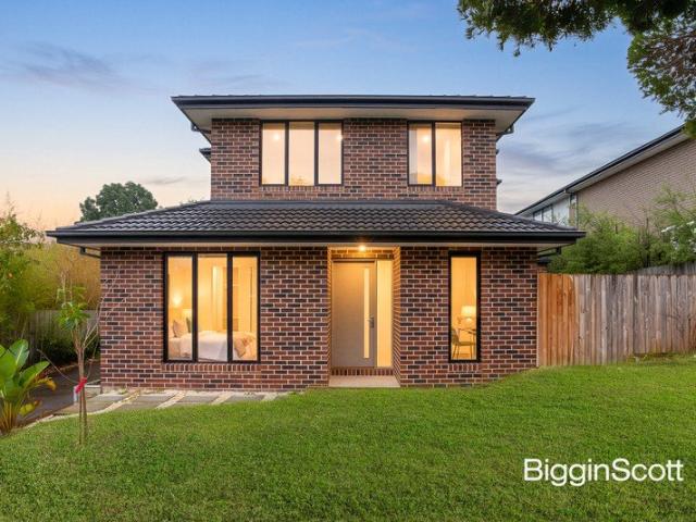 MODERN LUXURY WITH A LOW MAINTENANCE ATTITUDE!