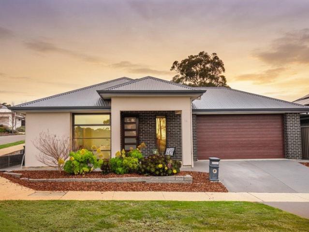 Modern Luxury with a Parkside Lifestyle