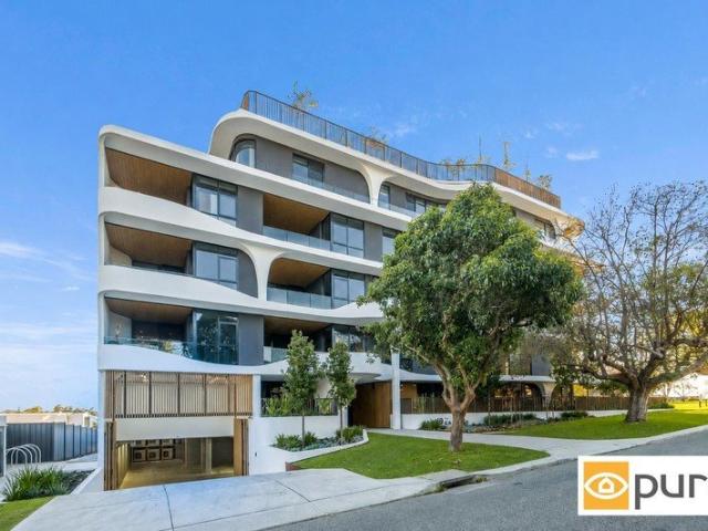 MODERN LUXURY WITHIN THE BRAND NEW 'THE GARDENS'