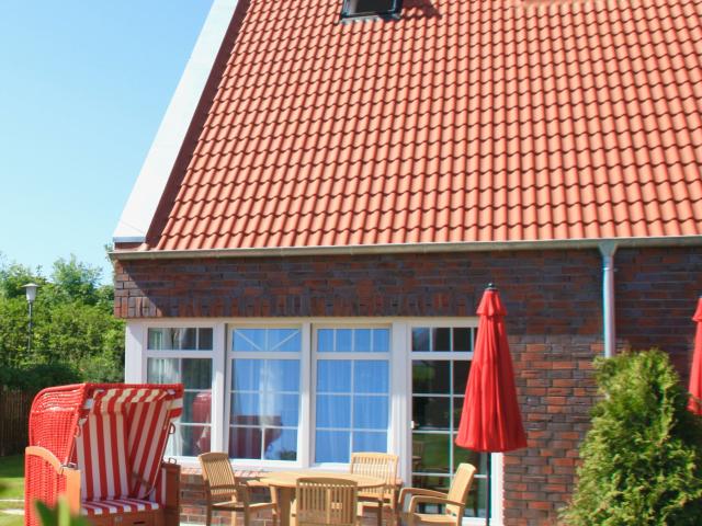 modern, luxuries, clean and top location. NEW: Fast charging station right at your doorstep!