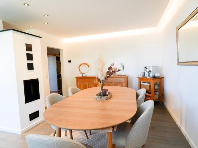 Modern möbliert nahe Flughafen CGN – 78 m² mit Balkon