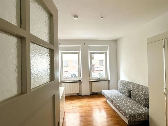 Modern & Möbliert – Renovierte 1 Zimmer Wohnung mit Top Anbindung