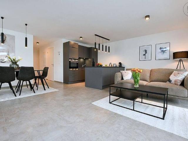 Modern möblierte Neubauwohnung mit TG in Sindelfingen Maichingen