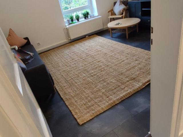 Modern möblierte Wohnung in Uni Nähe, Bochum Amsterdam Apartments for Rent