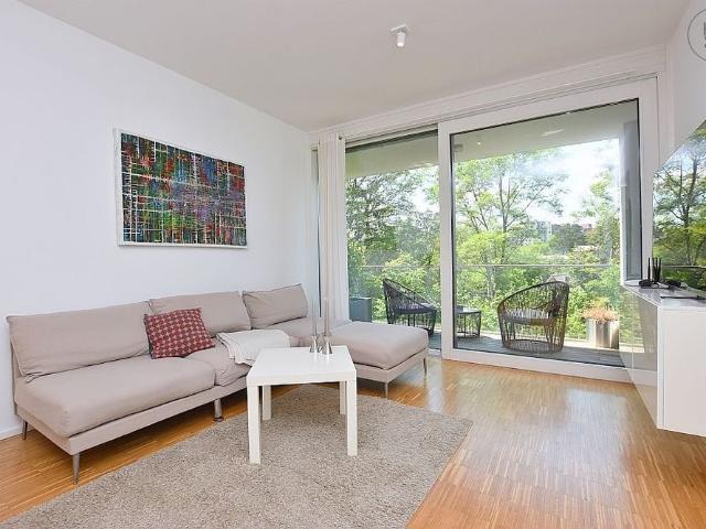 Modern möblierte Wohnung mit Balkon und traumhaftem Blick ins Grüne in Stuttgart Weilimdorf