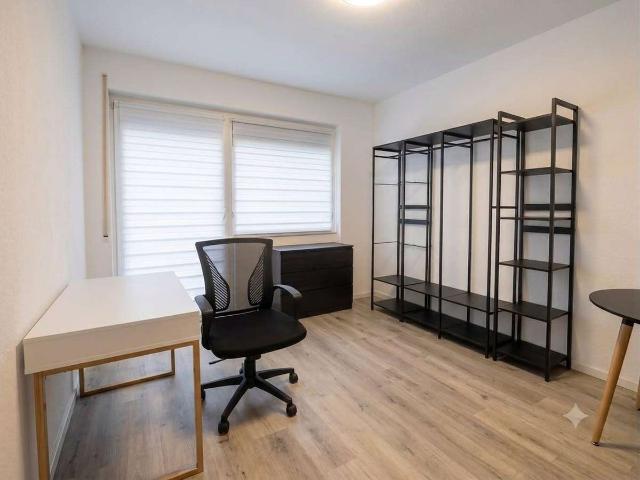 Modern möblierte 1 Zimmer Wohnung in Erlangen Einbauküche & modernes Bad