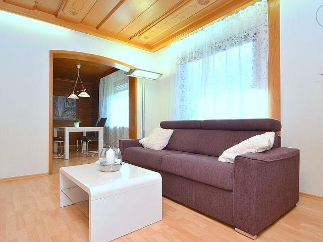 Modern möblierte 2,5 Zimmerwohnung mit Terrasse und WLAN in Nürnberg Süd
