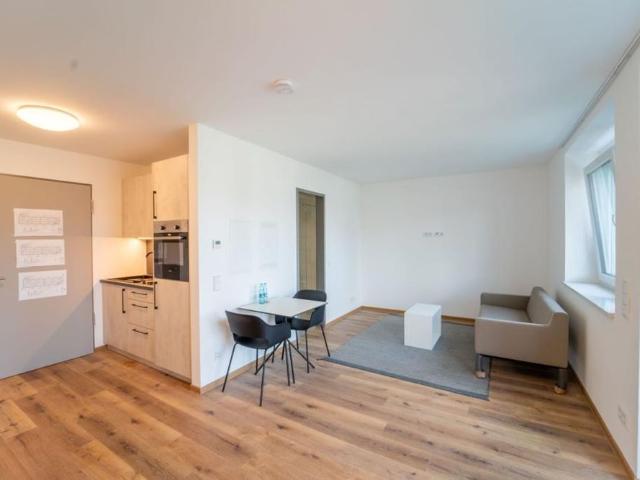 Modern Möblierte 2 Zimmer Wohnung im Apartmenthaus am Klinikum!