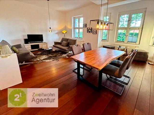 Modern möblierte 3 Zimmer Altbauwohnung mit Balkon, Düsseldorf Bilk, Burghofstr