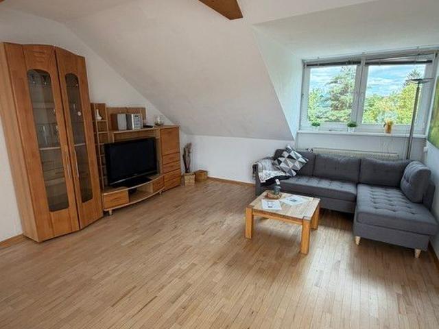 Modern möblierte 3 Zimmer Dachterrassen Wohnung in begehrter Lage