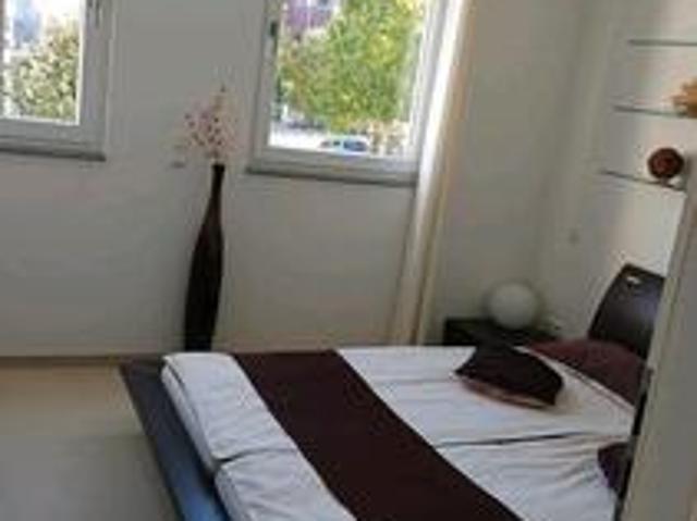 Modern möblierte 4 Zimmer Wohnung in Frankfurt zu vermieten
