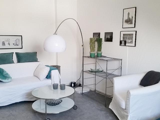 Modern möbliertes Zimmer in Bonn Lengsdorf – zeitwohnen.de