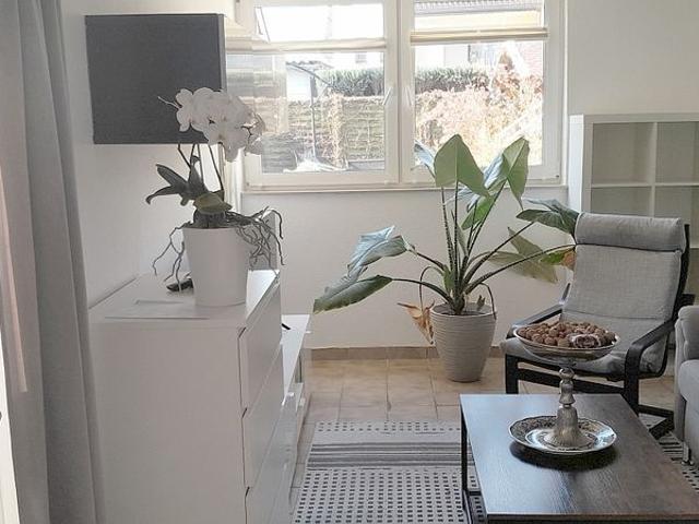 Modern möbliertes Apartment im Norden von Köln