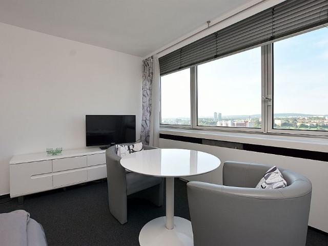 Modern möbliertes Apartment im SI Centrum