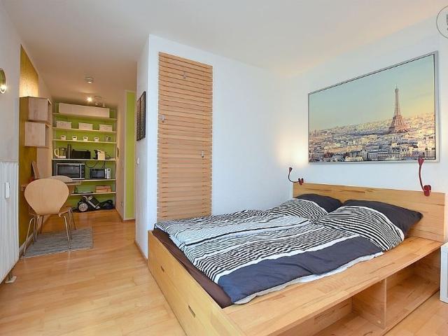 Modern möbliertes Apartment mit Balkon in Stuttgart Plieningen, Nähe Uni Hohenheim