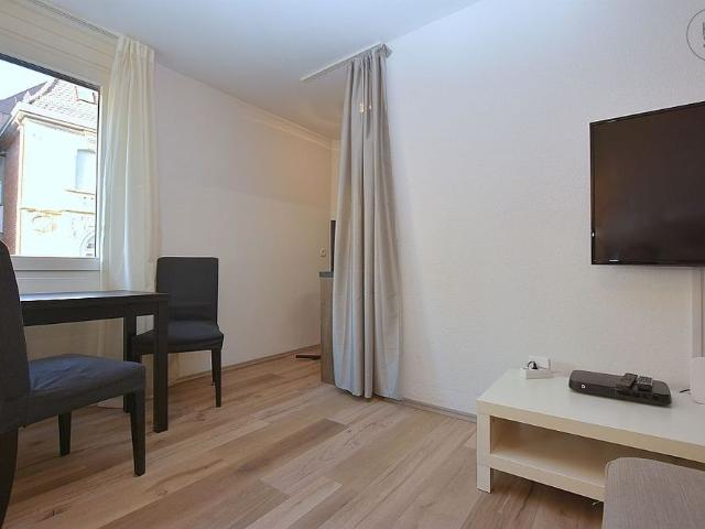 Modern möbliertes Apartment mit Fußbodenheizung in Stuttgart West