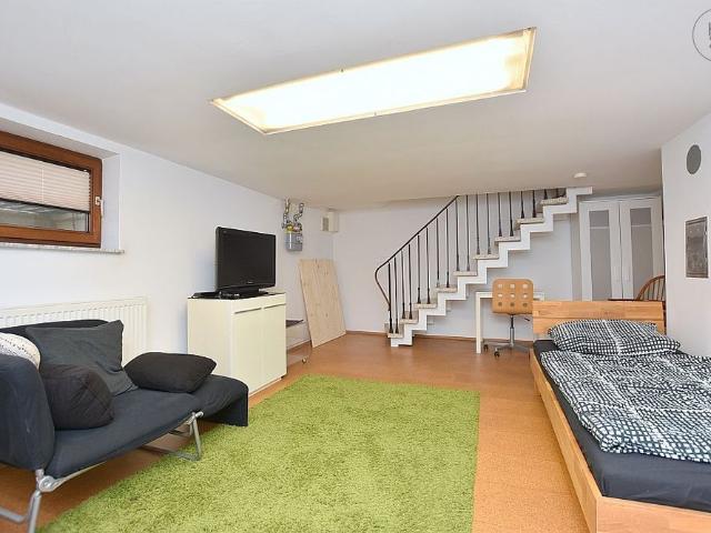 Modern möbliertes Haus in Stuttgart Bad Cannstatt