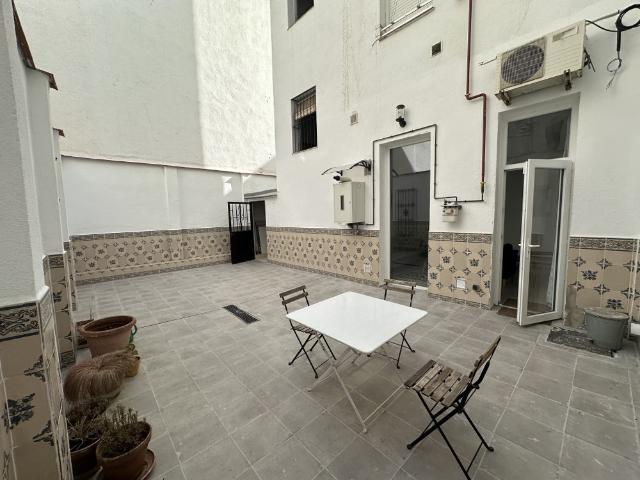 Modern Madrid Apt w/ Big Private Patio