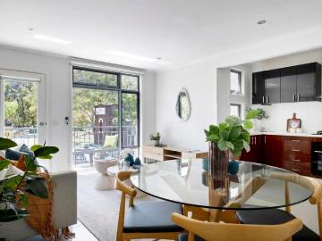 Modern & marvelously located