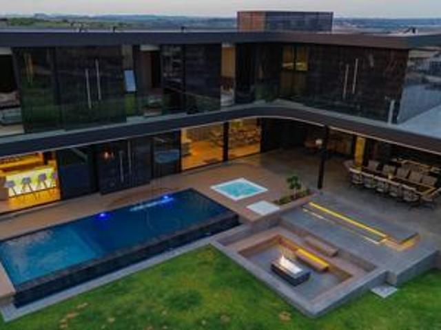 modern masterpiece in steyn city