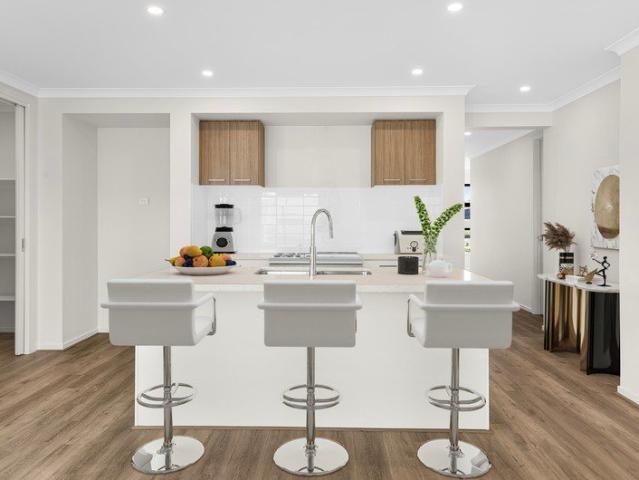 Modern Metricon Excellence 4 Bedrooms, Home Office & Solar