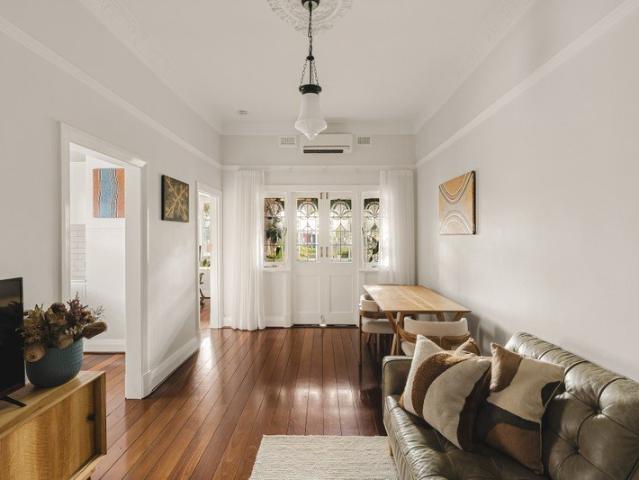 MODERN MEETS TRADITION IN THE BEST WAY