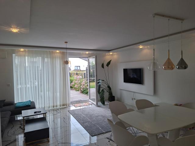 modern mid terrace house in a quiet residential area in Wörrstadt
