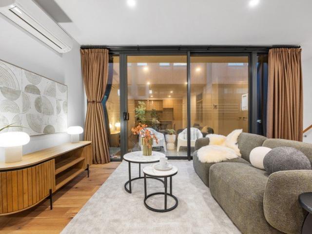 Modern Multi Level Townhouse and Low Maintenance Appeal
