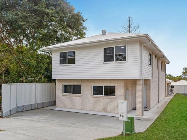 Modern Multi Living Opportunity in a Convenient Location