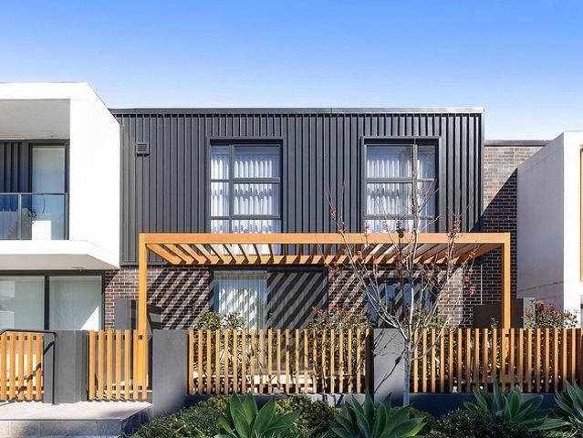 Modern | North Facing | Convenient Location
