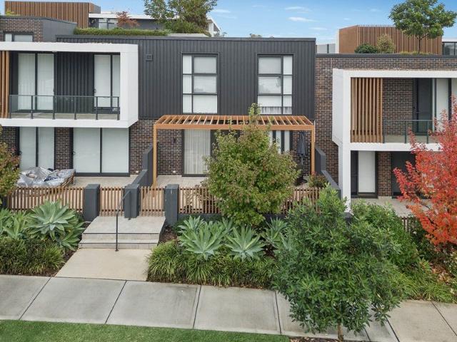 Modern | North Facing | Convenient Location