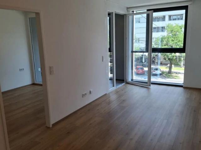 Modern, Neu, Zentral, 2 Zimmer Mietwohnung + Loggia in Linz