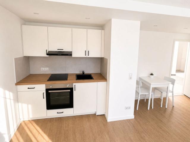 Modern New Build Apartment in Mülheim an der Ruhr – 2 Rooms with Double Bed and Separate Home Office, Mulheim an der Ruhr Amsterdam Apartments for Rent