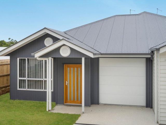 Modern new build!