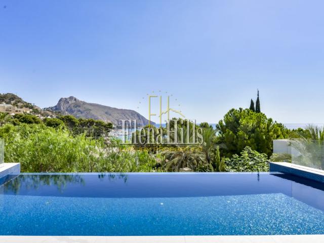 Modern newly built villa with sea views near Campomanes beach, Mascarat, Altea, Alicante