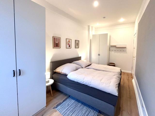Modern, newly furnished flat with balcony in a historic old building in Berlin Neukölln, Berlin Amsterdam Apartments for Rent
