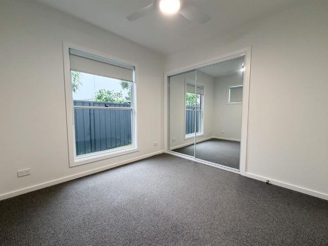 Modern Near New Granny Flat Private, Stylish & Energy Efficient