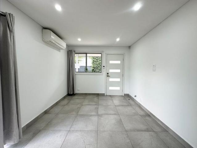 Modern Near New Granny Flat with Spacious Yard & Private Entry