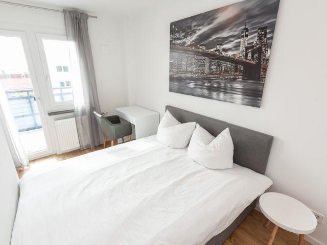 Modern & neat apartment close to city center, Berlin Amsterdam Apartments for Rent