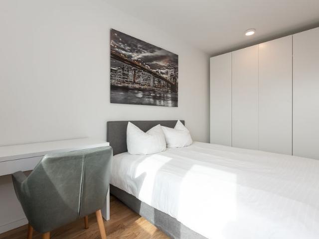 Modern & neat apartment close to city center, Berlin Amsterdam Apartments for Rent