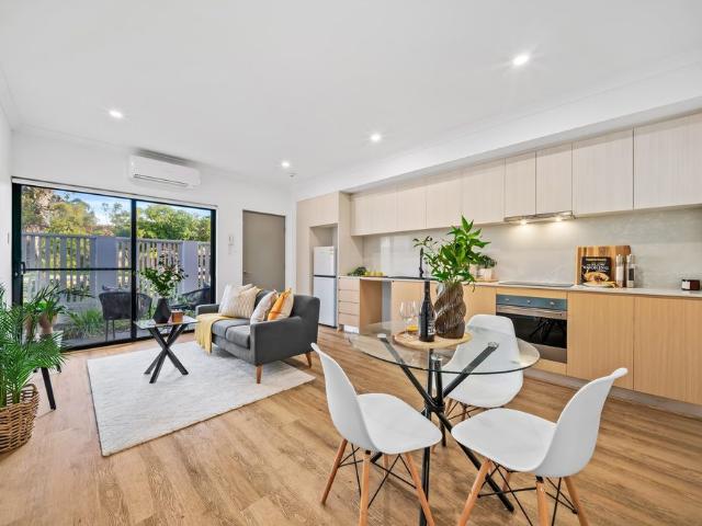 Modern Nedlands Luxury: Low Maintenance Living in a Boutique Complex