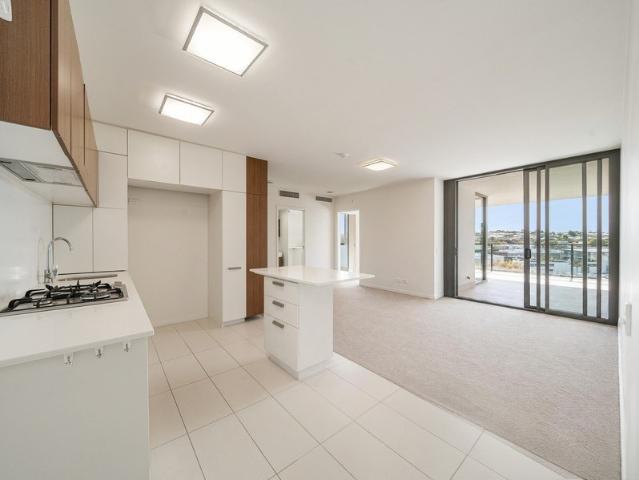 Modern Nundah village apartment with horizon outlook