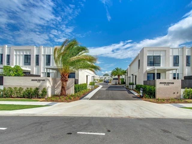 Modern & Sophisticated Townhouse Living