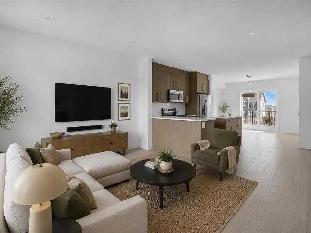 Modern Savanna Townhome | 4 Beds | 2.5 Baths | Double Garage