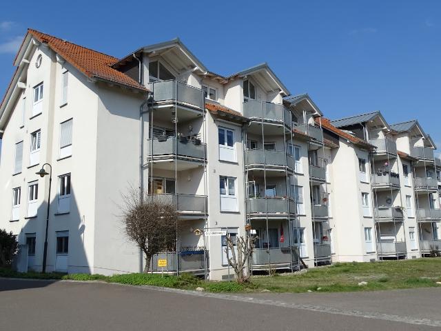 Modern sanierte Erdgeschosswohnung mit Duschbad